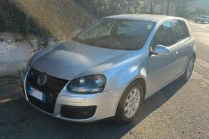 Volkswagen Golf 5 GT – 1.9 TDI 105 CV