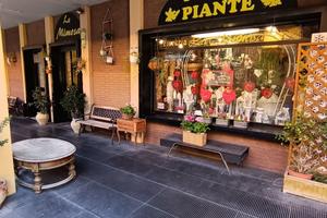 Fondo commerciale nel centro commerciale Gorarella