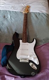 Chitarra Elettrica Fender con amplificatore e fili