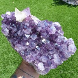 Minerale drusa di Ametista