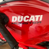 Ducati monster 696