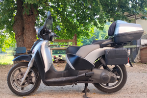Scooter Aprilia Scarabeo 2004