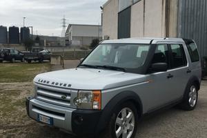 Disponibili ricambi Land Rover Discovery 3 .