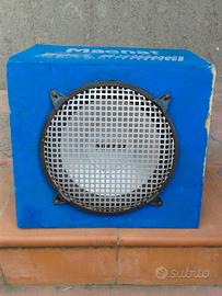 Subwoofer Magnat Bull Power Reflex 301