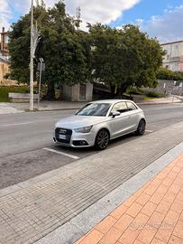 Audi A1 2011
