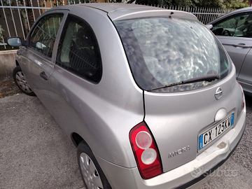 Nissan Micra 1.2 benzina del 2005 165000 km