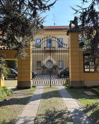 3 LOCALI A LIMBIATE