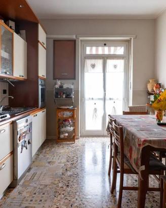 Appartamento di 95 m² con 4 locali a Piscina