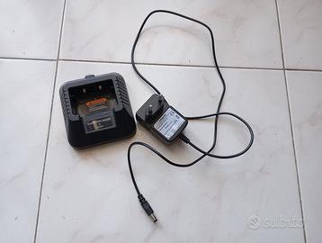 Caricabatterie BAOFENG serie UV5