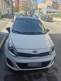 Kia Rio High tech 2015 1.4 diesel