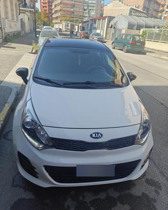 Kia Rio High tech 2015 1.4 diesel