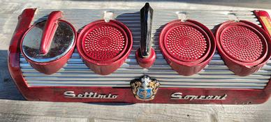 Coperchi per sordina su traforo di fisarmonica