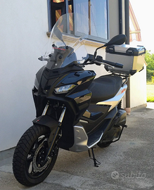 Aprilia SR GT200