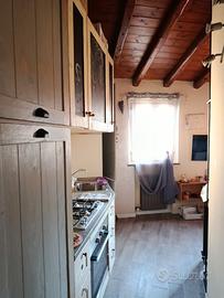 Vertova posto auto riservato giardino condominiale