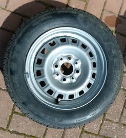 Cerchio Fiat Uno più kit sostituzione ruota