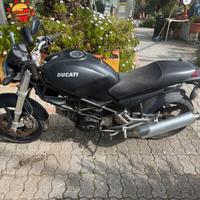Ducati Monster 600 2001