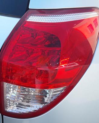 STOP FANALE POSTERIORE DESTRO TOYOTA Rav4 4° Seri