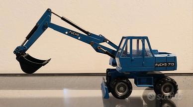 Escavatore Fuchs 713 NZG