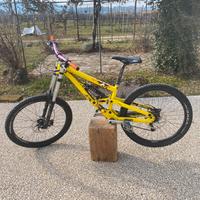 Bici downhill scott PREZZO TRATTABILE