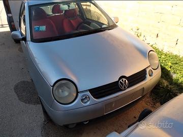 Volkswagen Lupo grigia