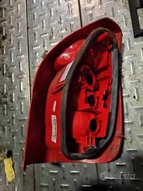 Fanale post sinistro CITROEN XSARA PICASSO 2004