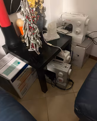 Macchine da cucire da aggiustare