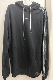 Felpa con cappuccio Champion ( nera o bianca)