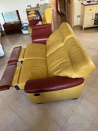 Divano in pelle estendibile