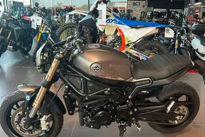 Benelli Leoncino 800