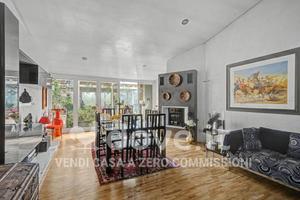 Casa indipendente di 365 m² con 5 locali a Rosà