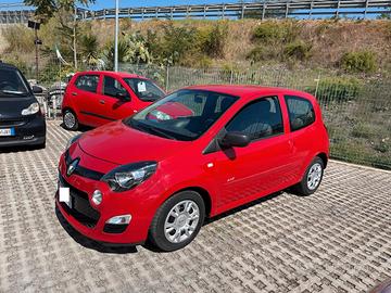 Renault Twingo 1.2 16V Live-03/2012