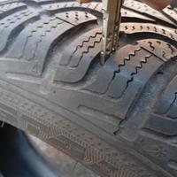  2 gomme invernali quasi nuove 175/65 R15
