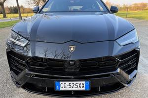 Lamborghini Urus 4.0 - prezzo top italia con iva e
