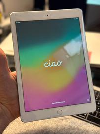 iPad 6 NUOVO - 32GB sim + wifi - COVER OMAGGIO
