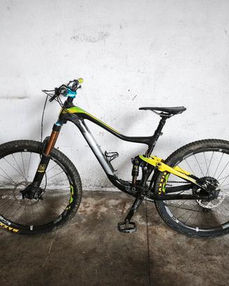 giant trance advanced carbon 27.5 