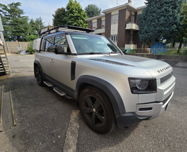 Land rover defender 110 first edition