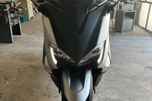 Yamaha tmax 530 sx akrapovic