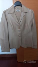 Giacca in pelle beige da donna