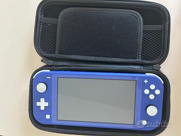 Nintendo Switch Lite + SuperMario