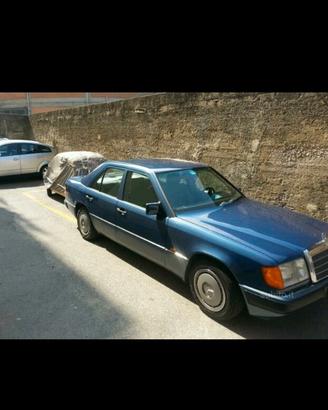 Mercedes 200E