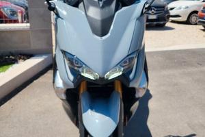 Yamaha TMAX 530 SX