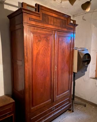 Armadio antico