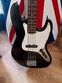 Squier  by Fender jazz bass Korea 1998