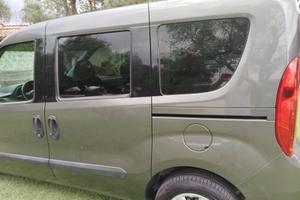 doblo  anno 2015, autocarro   gancio  traino    ot