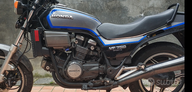 Honda VF 750s