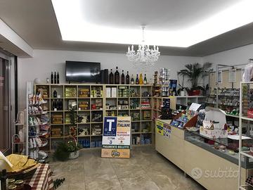 Tabaccheria lotto enoteca prodotti tipici