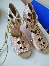 scarpe da ballo da latino o caraibico