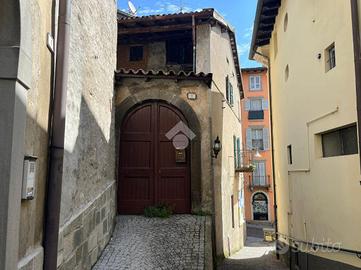 CASA DI CORTE A PALAZZOLO SULL'OGLIO