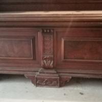 cassapanca con appendiabiti a muro 