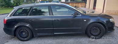 Audi A4 Avant station wagon